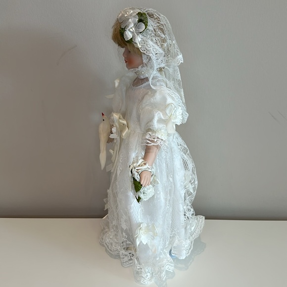 16" Porcelain Bride Doll in While Lace Wedding Dress with Dove, Flowers & Stand - Picture 2 of 8